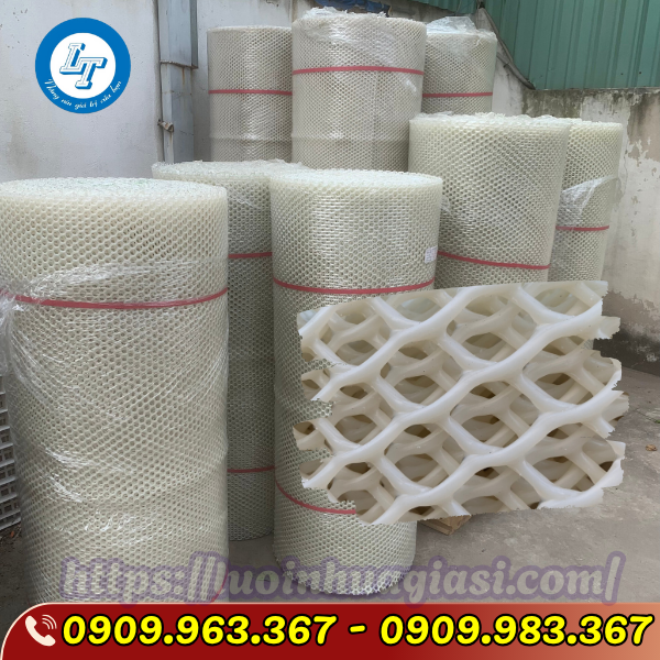Ở ĐÂU CÓ BÁN LƯỚI NHỰA MẮT CÁO LỖ TO 3CM GIÁ TỐT lưới nhựa mắt cáo màu trắng