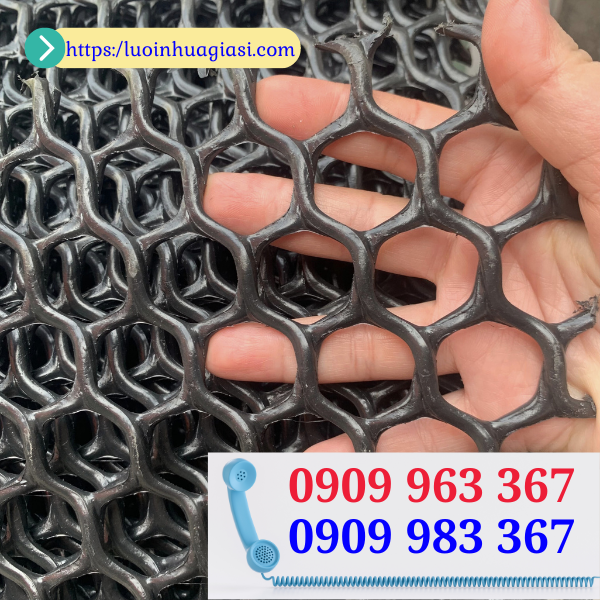 Mua lưới nhựa dẻo làm hàng rào ở đâu giá rẻ? lưới nhựa mắt cáo màu đen