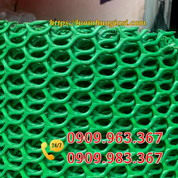 LƯỚI NHỰA LỖ 3CM HÌNH MẮT CÁO MUA Ở ĐÂU CÓ? lưới nhựa mắt cáo màu xanh