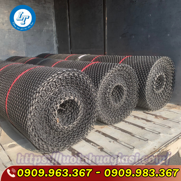 TÌM MUA LƯỚI NHỰA MẮT CÁO LỖ NHỎ 2 LY GIÁ RẺ TÌM MUA LƯỚI NHỰA MẮT CÁO LỖ NHỎ 2 LY GIÁ RẺ