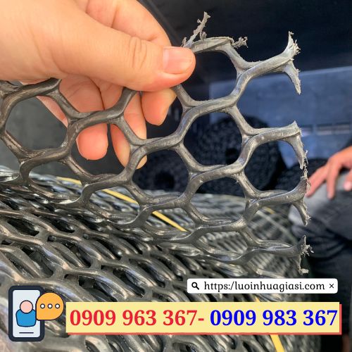Nơi bán lưới nhựa cứng mắt cáo rào vườn giá rẻ lưới nhựa mắt cáo đen