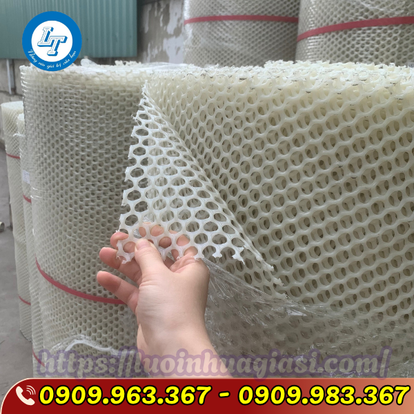 lưới nhựa lỗ tròn 1cm mua đâu giá rẻ? lưới nhựa trắng