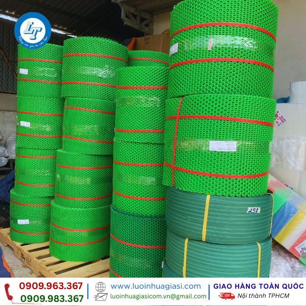 LƯỚI NHỰA MẮT CÁO 30 CM lưới nhựa mắt cáo màu xanh