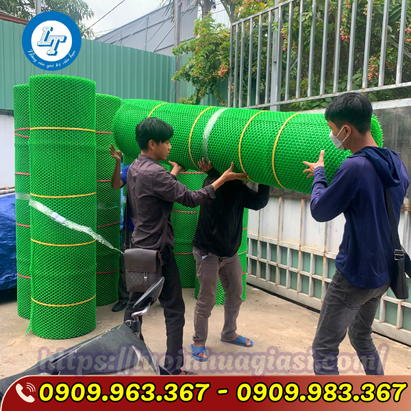 ĐẠI LÝ CHUYÊN SỈ LƯỚI NHỰA CỨNG MÀU XANH TẠI TPHCM lưới nhựa mắt cáo màu xanh 2 mét
