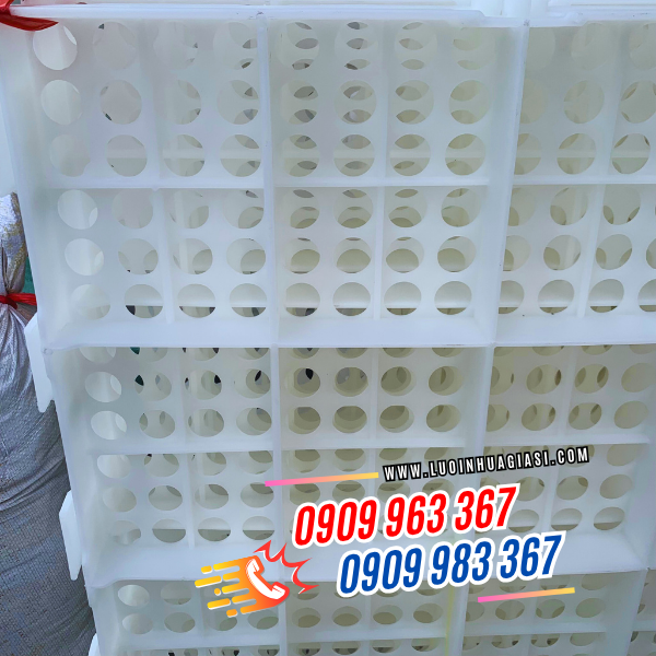 SÀN NHỰA NUÔI VỊT LỖ TRÒN GIÁ RẺ BỀN CHẮC SÀN NHỰA NUÔI VỊT LỖ TRÒN GIÁ RẺ BỀN CHẮC