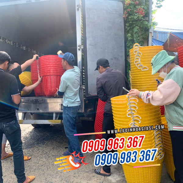 SỌT NHỰA TRÒN LỚN CÓ QUAI GIÁ BỎ SỈ SỌT NHỰA TRÒN