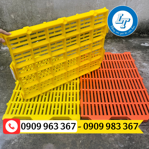 CUNG CẤP SÀN NHỰA LÓT CHUỒNG NUÔI GÀ VỊT GIÁ RẺ tấm nhựa lót sàn