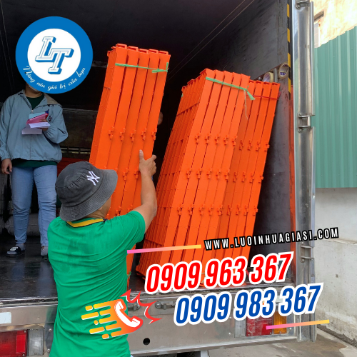 TẤM NHỰA LÓT SÀN CHĂN NUÔI 40X120 sàn nhựa nuôi heo