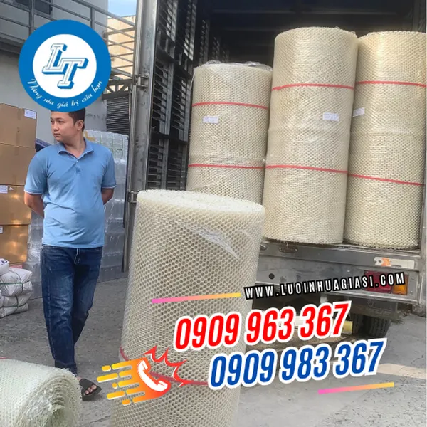 LƯỚI NHỰA MẮT CÁO TRẮNG