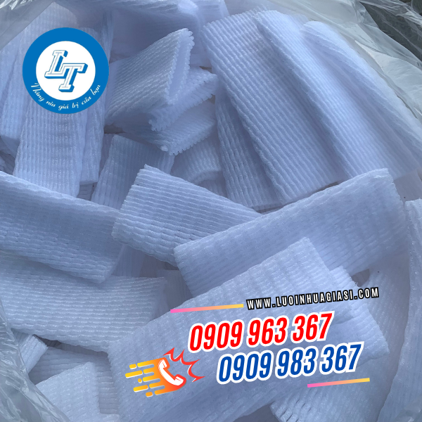 XƯỞNG CẮT NHUỘM XỐP LƯỚI BAO TRÁI CÂY GIÁ RẺ THEO YÊU CẦU xốp màu trắng