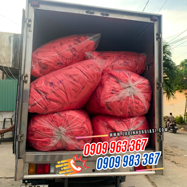 XỐP LƯỚI MÀU ĐỎ BAO TRÁI CÂY XỐP LƯỚI MÀU ĐỎ