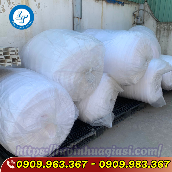 XỐP LƯỚI BAO TRÁI NGUYÊN CUỘN 5KG ĐỦ MÀU GIÁ SỈ xốp lưới nguyên cuộn