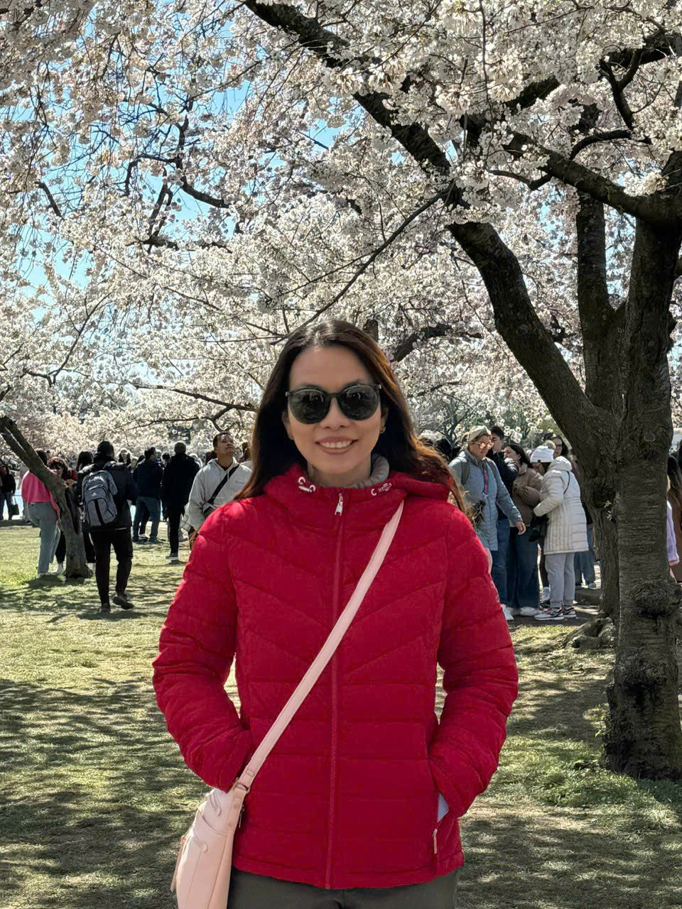 Giảng viên Hoàng Ái Thư Giảng viên Hoàng Ái Thư