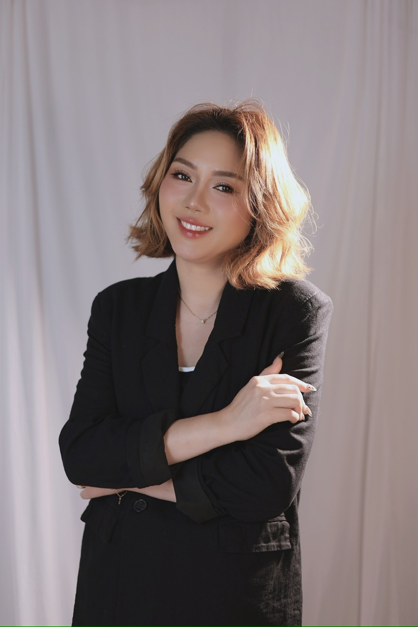 Mrs. HỒNG LINH - K. Thần Số Toàn Diện