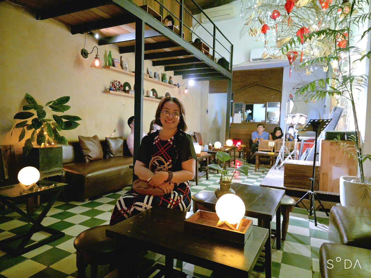 Họa sĩ, Giảng viên Tarot - Văn Thụy Vy Họa sĩ, Giảng viên Tarot - Văn Thụy Vy