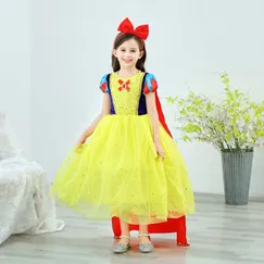 Váy công chúa Bạch Tuyết kèm choàng và băng đô màu đỏ siêu xinh