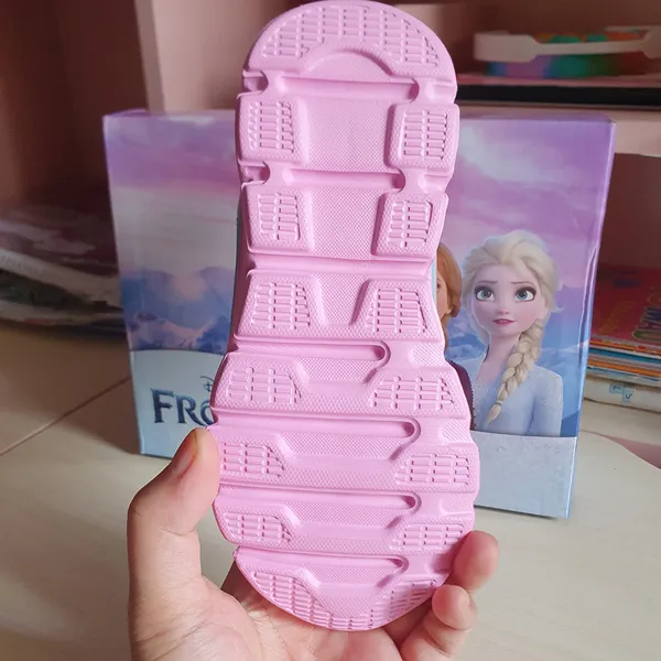 Giày Elsa thể thao màu hồng Walt Disney chính hãng