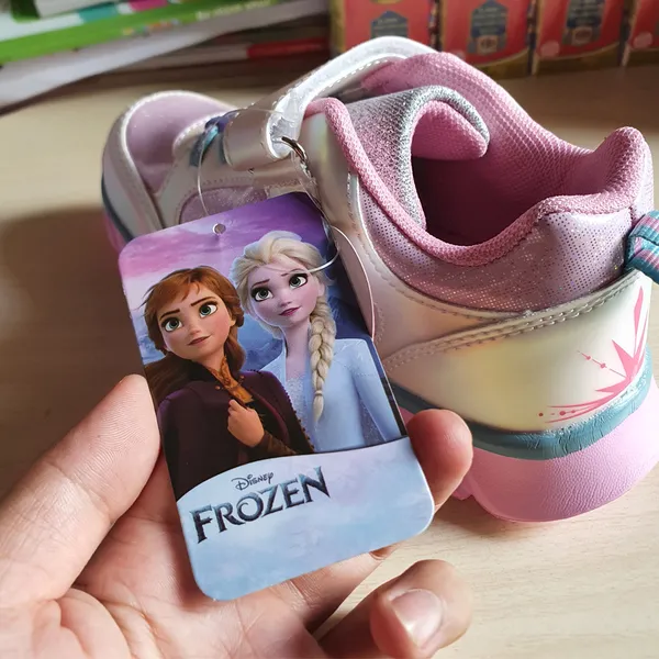 Giày Elsa thể thao màu hồng Walt Disney chính hãng