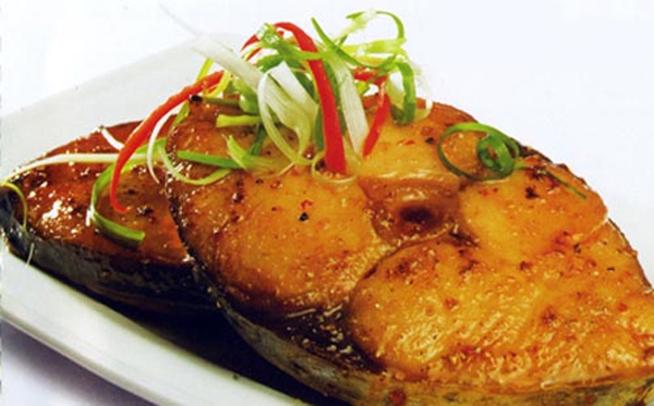 Cá Thu Một Nắng Kho Riềng