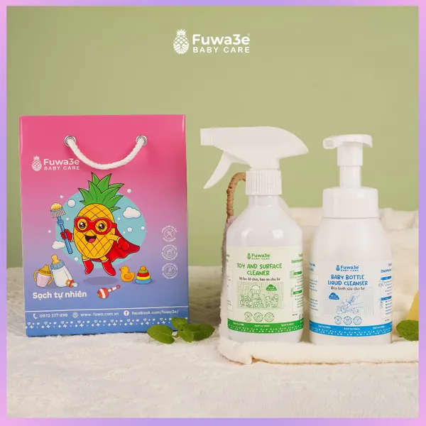 Rửa bình sữa cho Bé Fuwa3e