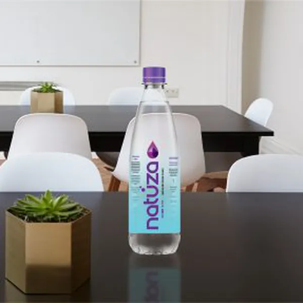Nước đóng chai ion kiềm trẻ hoá tự nhiên Natuza pH 9,2
