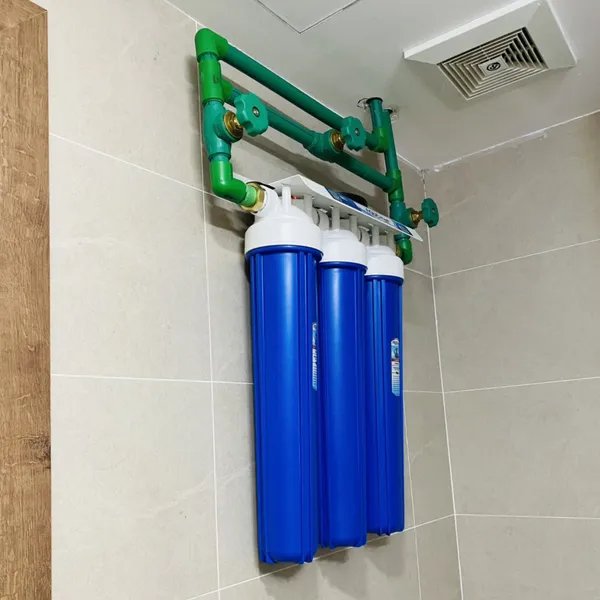 Bộ lọc tổng đầu nguồn 3 cấp 20 inch nhỏ gọn - Lắp cho chung cư