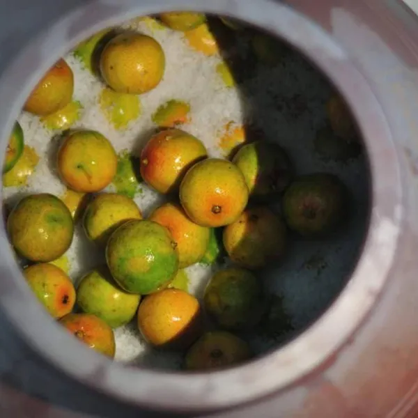 CHANH ĐÀO Ủ MUỐI MẬT ONG