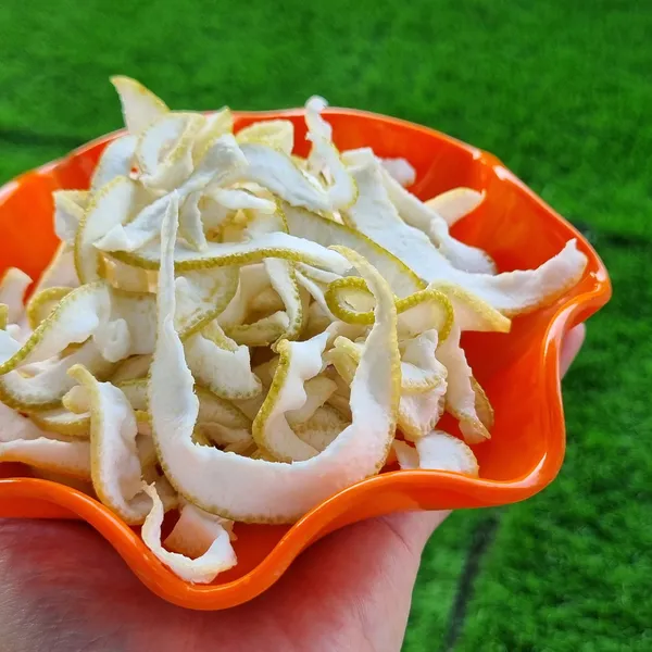 Vỏ bưởi sấy dẻo Nonglamfood 145G