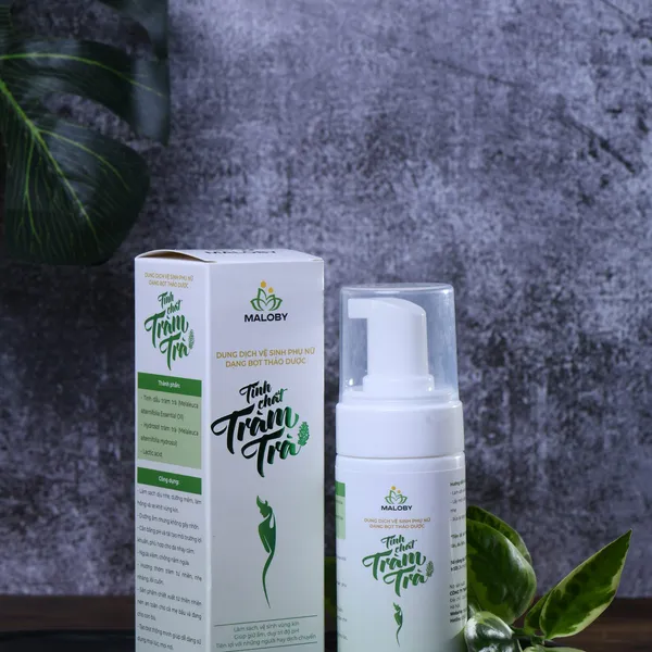 Dung dịch vệ sinh phụ nữ dạng bọt tinh chất tràm trà Maloby