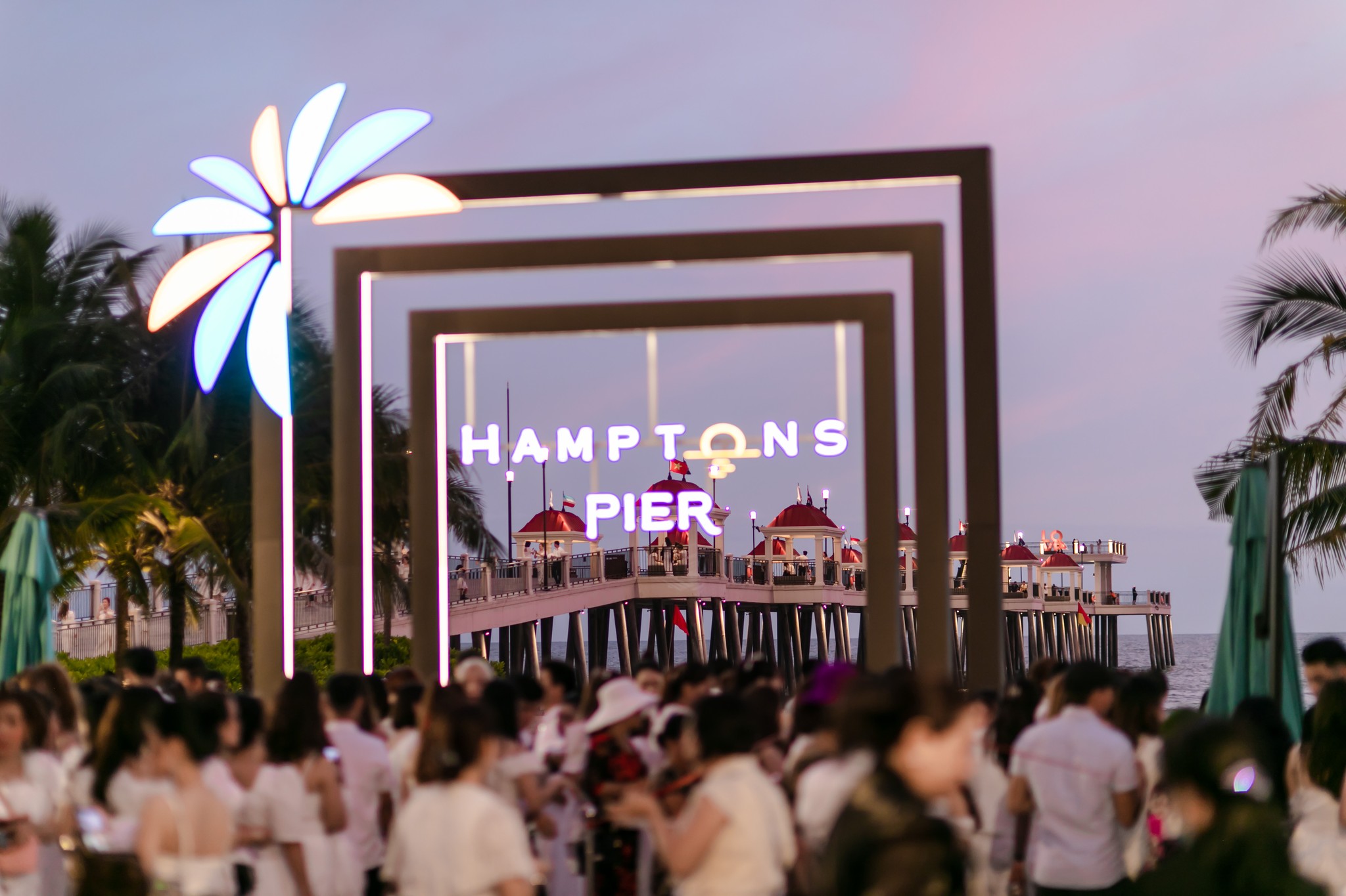 Chợ đêm Hamptons Hồ Tràm