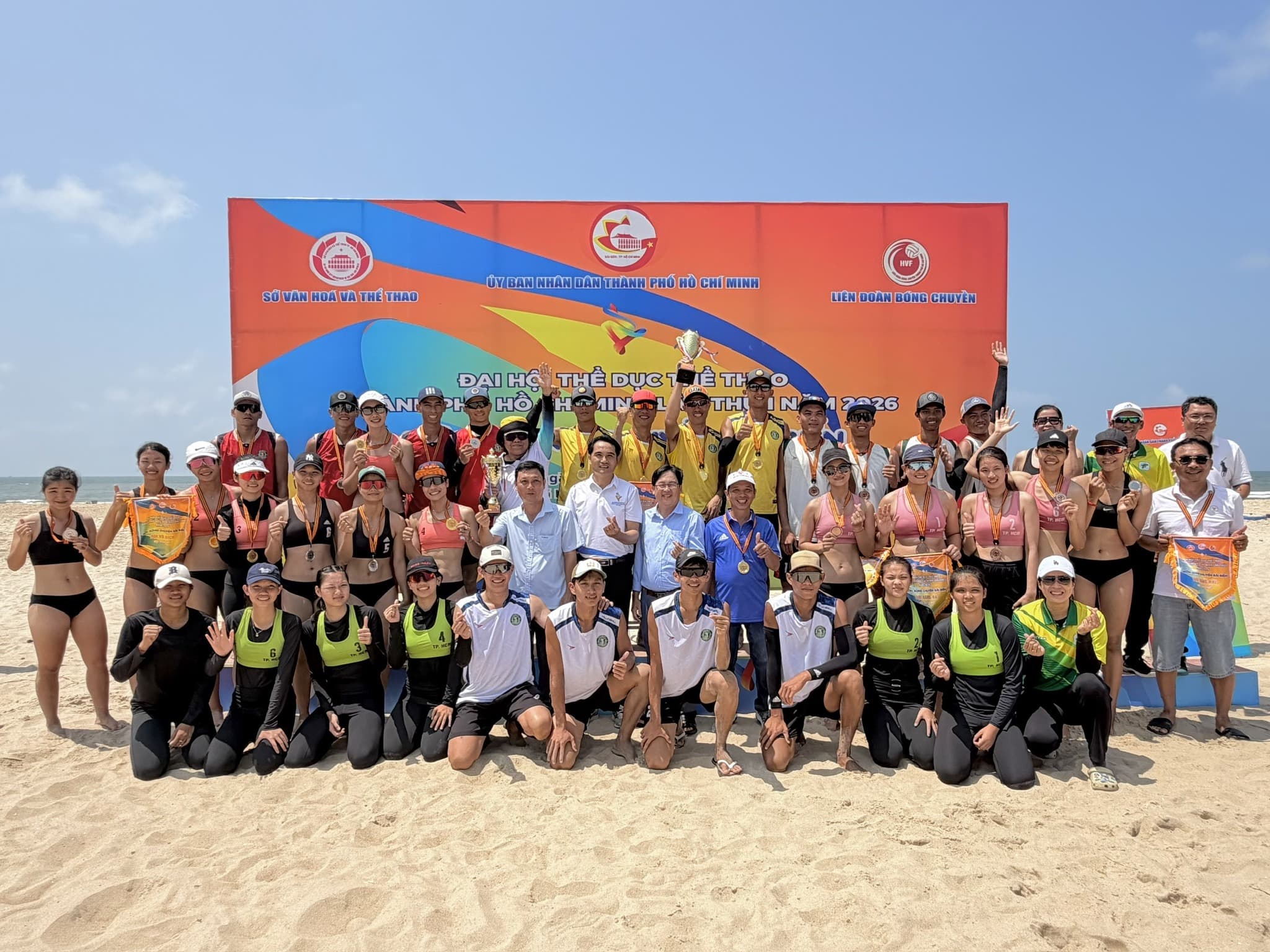 Bế mạc giải bóng chuyền bãi biển Hồ Tràm thành công tốt đẹp Bế mạc giải bóng chuyền bãi biển Hồ Tràm thành công tốt đẹp