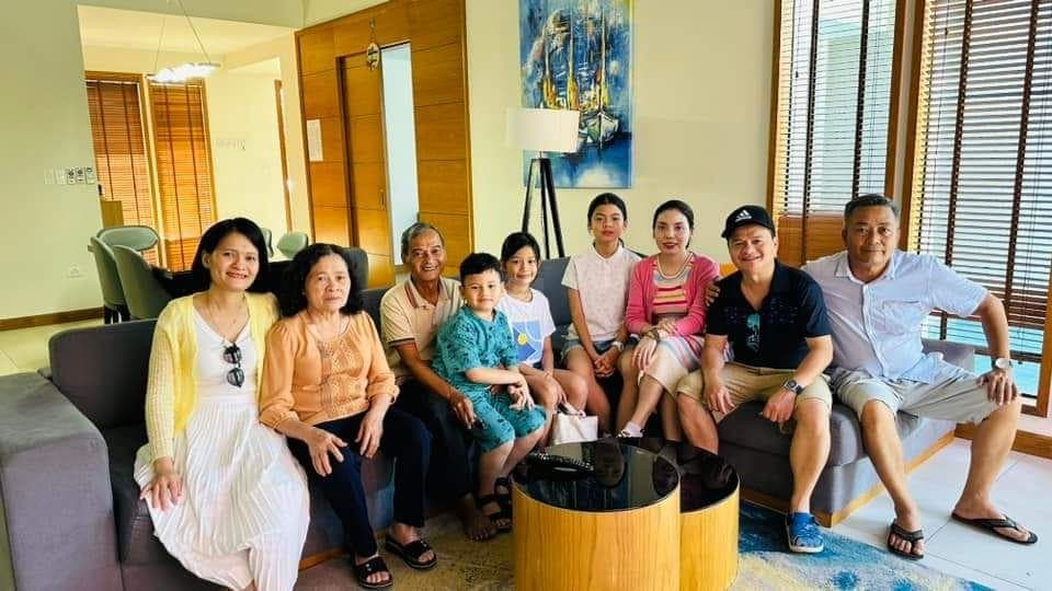 Một đại gia đình đến Villa Coastar nghỉ dưỡng thật ấm cúng Một đại gia đình đến Villa Coastar nghỉ dưỡng thật ấm cúng