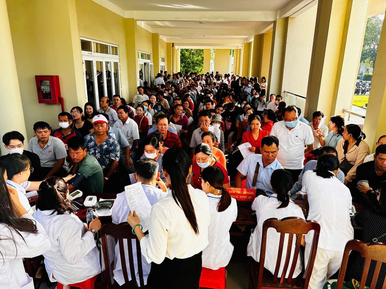 Hồ Tràm hiến máu tình nguyện hơn 600 người_3 Hồ Tràm hiến máu tình nguyện hơn 600 người_3