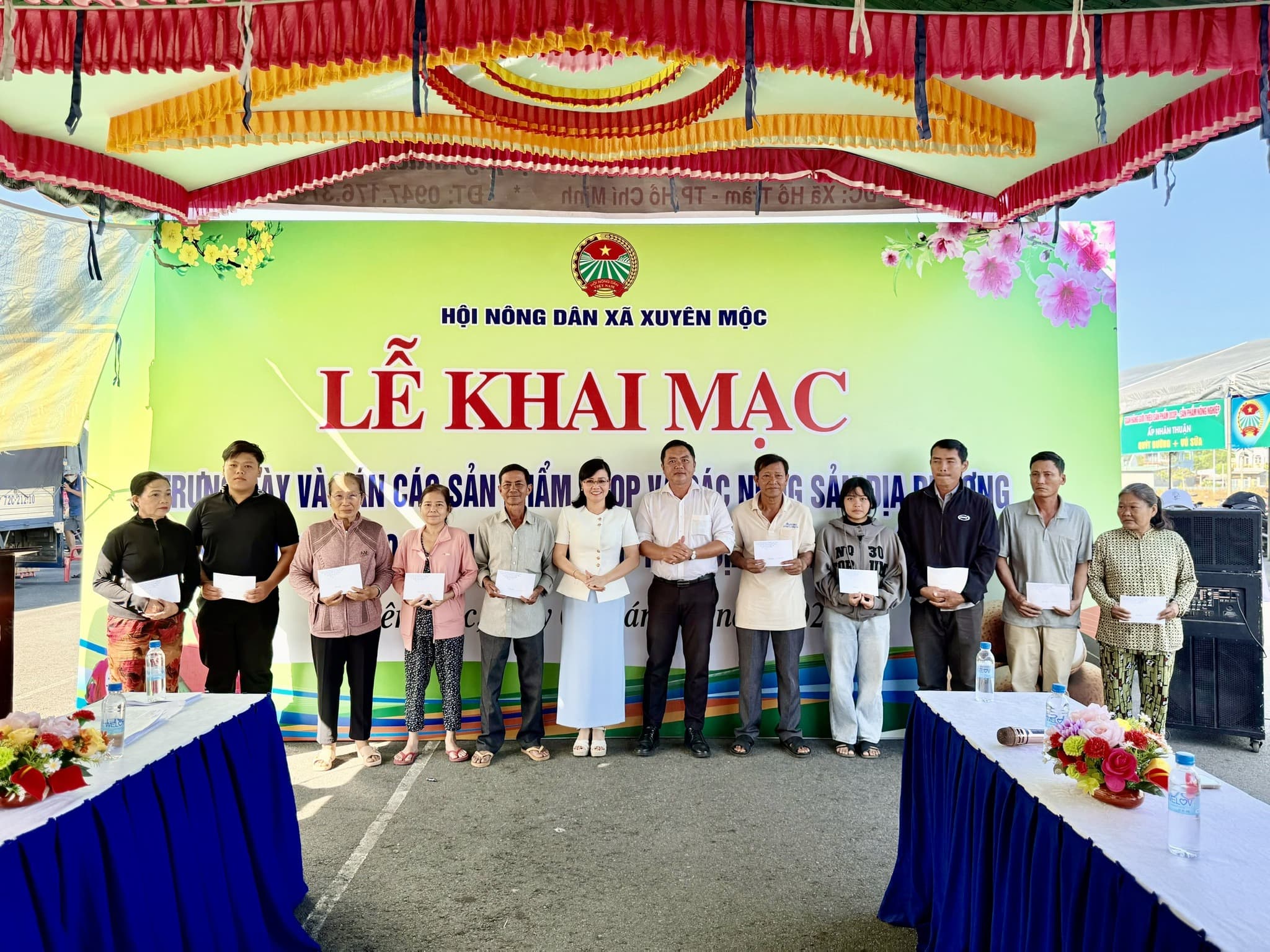 Lễ khai mạc trưng bày và bán sản phẩm OCOP dịp xuân Bính Ngọ 2026 1 Lễ khai mạc trưng bày và bán sản phẩm OCOP dịp xuân Bính Ngọ 2026 1