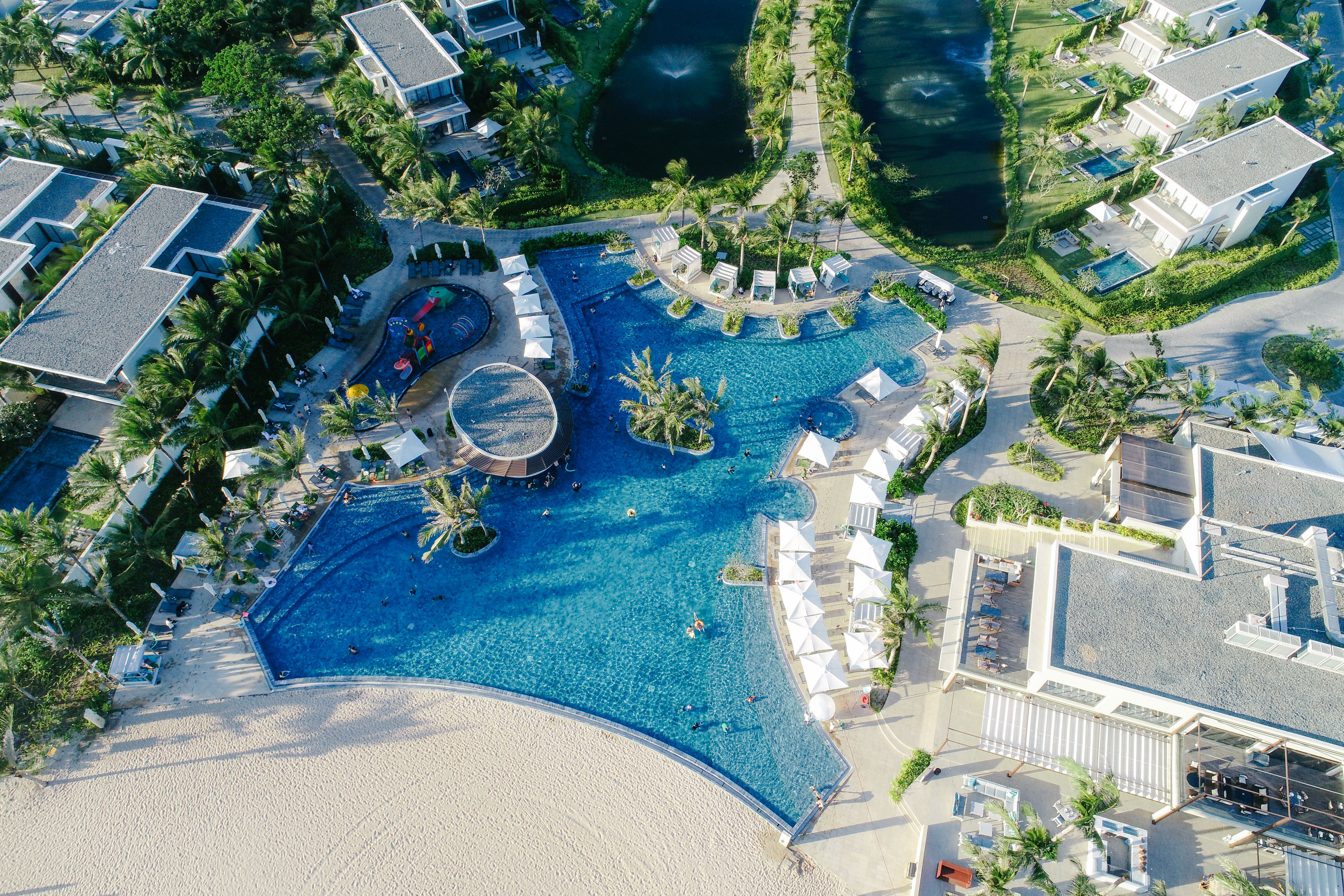 Khách sạn tại Hồ Tràm