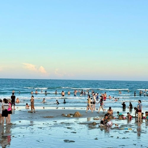 Du lịch Hồ Tràm lễ 30/4/2026 bùng nổ: Villa kín phòng, biển đông khách và lượng du khách tăng mạnh