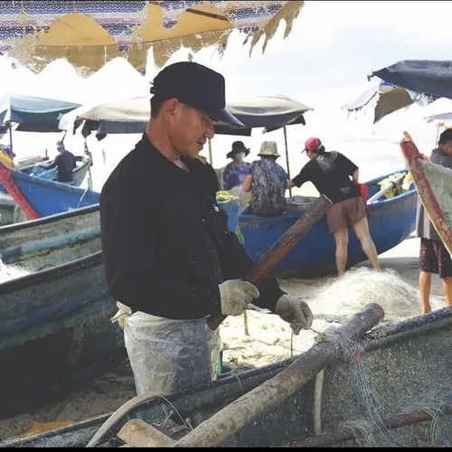 Làng chài bên biển Hồ Tràm