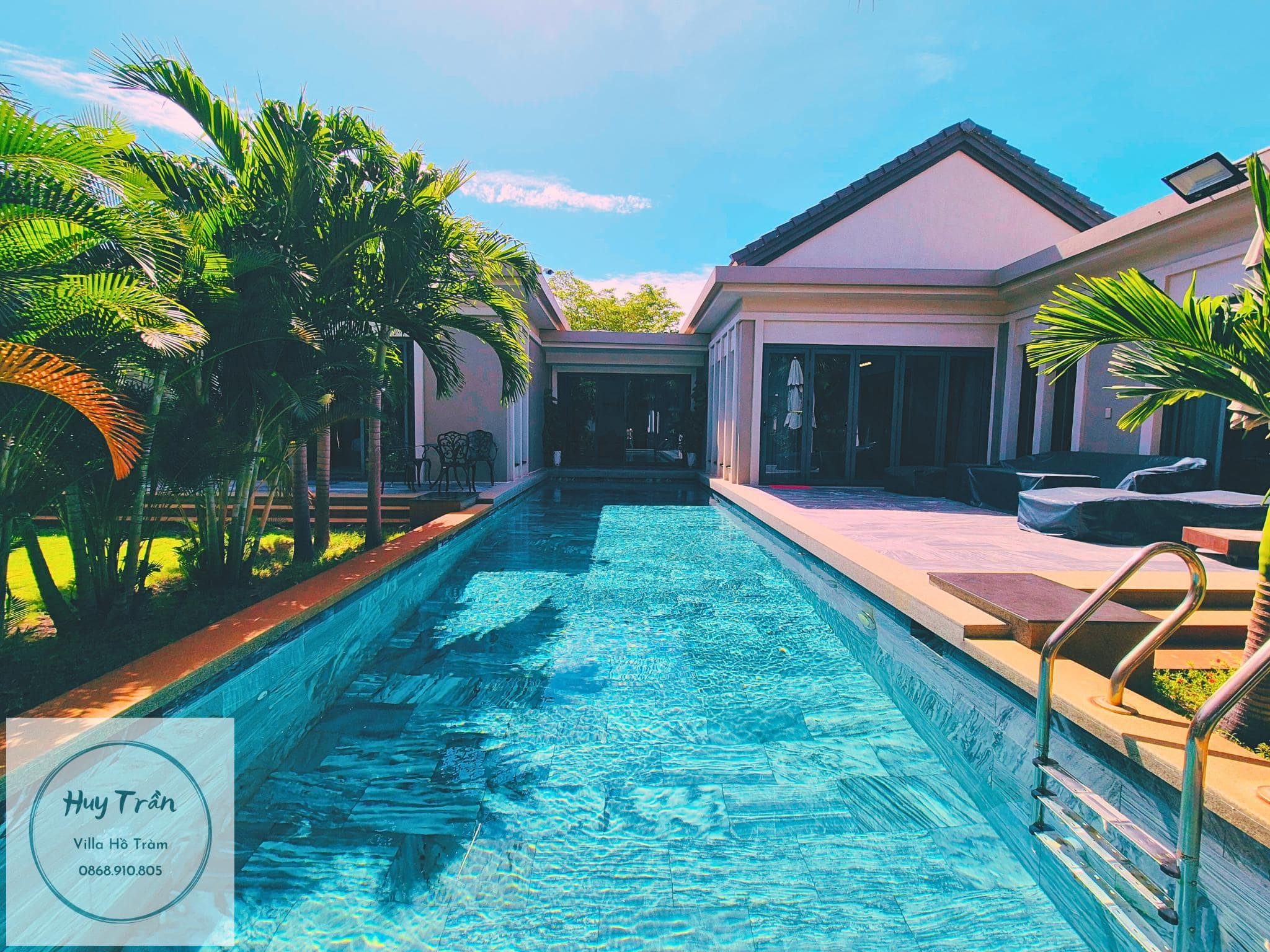 Toàn cảnh villa Coastar Hồ Tràm căn 211 nhìn từ sân sau Toàn cảnh villa Coastar Hồ Tràm căn 211 nhìn từ sân sau