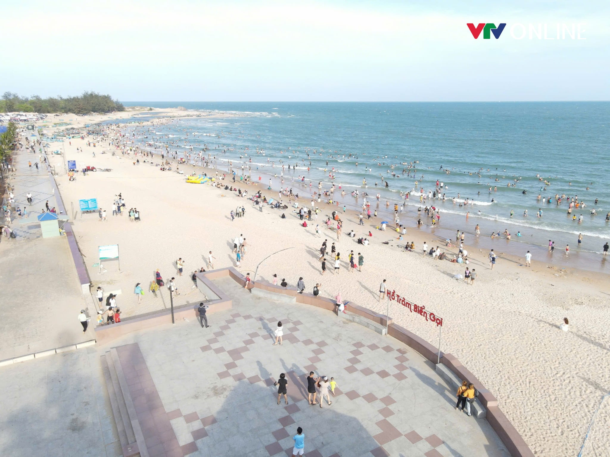 Bãi biển công cộng Hồ Tràm Bãi biển công cộng Hồ Tràm