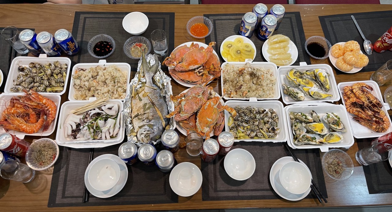 ăn chơi gì ở Hồ Tràm