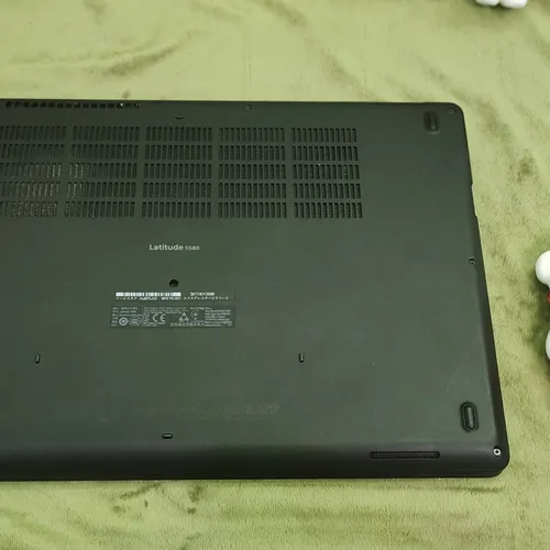 LAPTOP DELL LATITUDE E5590 I7 8650U RAM 16GB SSD 512GB VGA RỜI MX 130 2GH WIN 10 BQ