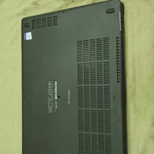 LAPTOP DELL LATITUDE E5590 I7 8650U RAM 16GB SSD 512GB VGA RỜI MX 130 2GH WIN 10 BQ