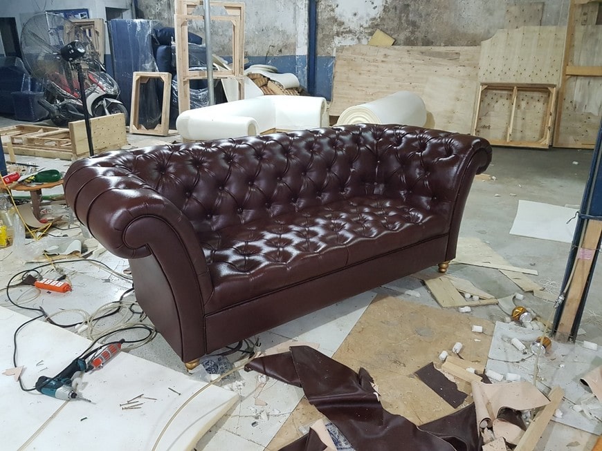 việc bọc lại sofa cũ không chỉ tiết kiệm được số tiền lớn mà còn giúp bạn tiết kiệm thời gian và công sức việc bọc lại sofa cũ không chỉ tiết kiệm được số tiền lớn mà còn giúp bạn tiết kiệm thời gian và công sức