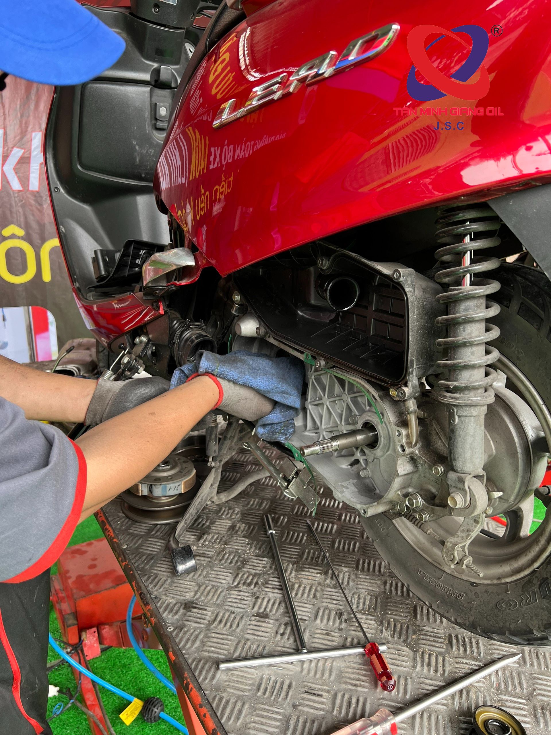 Dầu động cơ TOTAL Dầu động cơ TOTAL