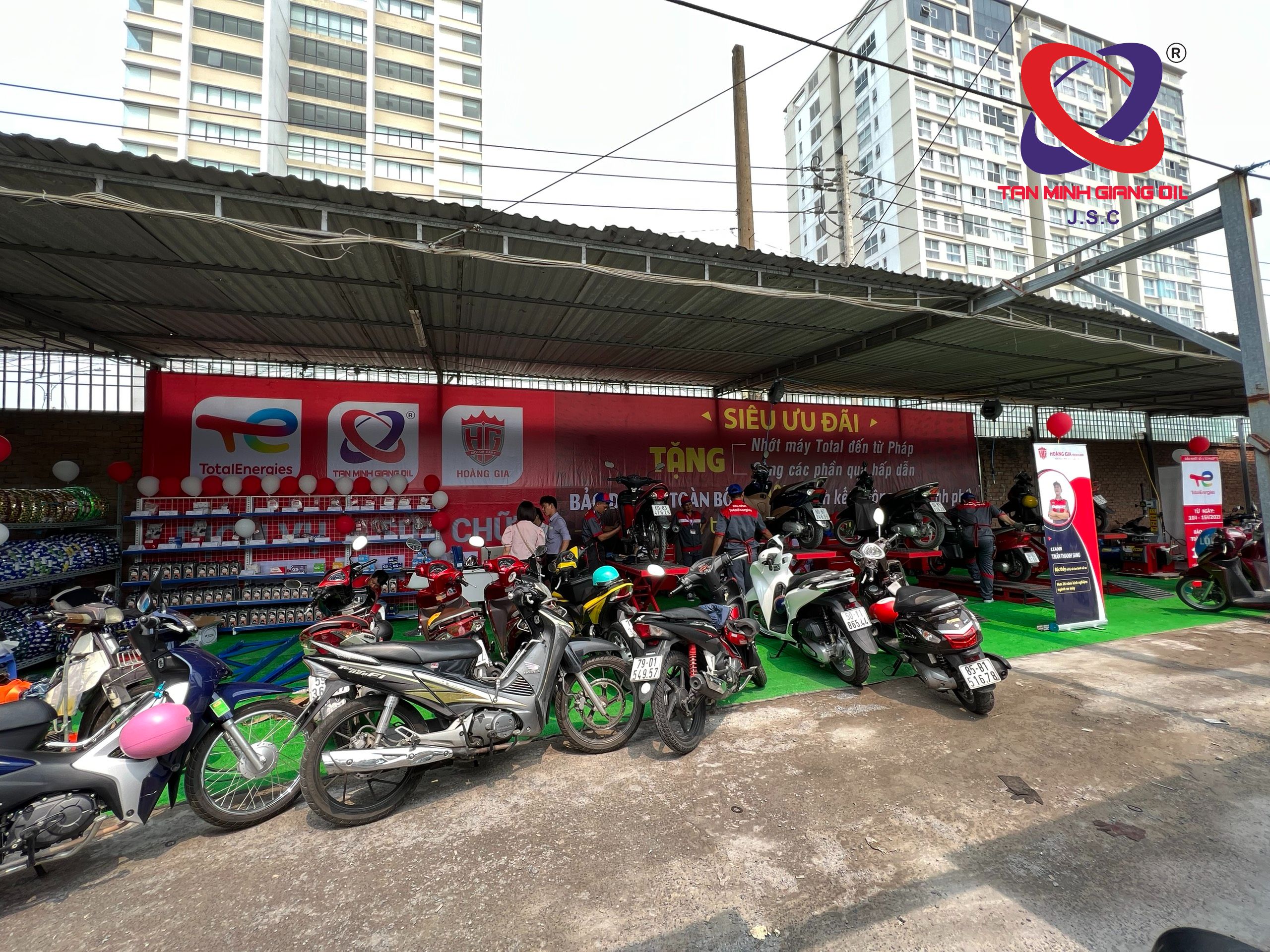 Dầu động cơ TOTAL đa dụng Dầu động cơ TOTAL đa dụng