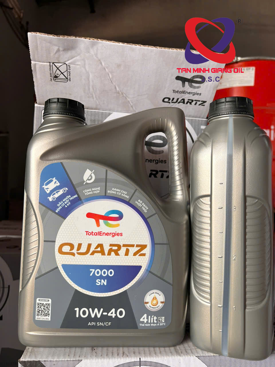Dầu động cơ xe ô tô TOTAL QUARTZ 7000 SN 10W40 Dầu động cơ xe ô tô TOTAL QUARTZ 7000 SN 10W40