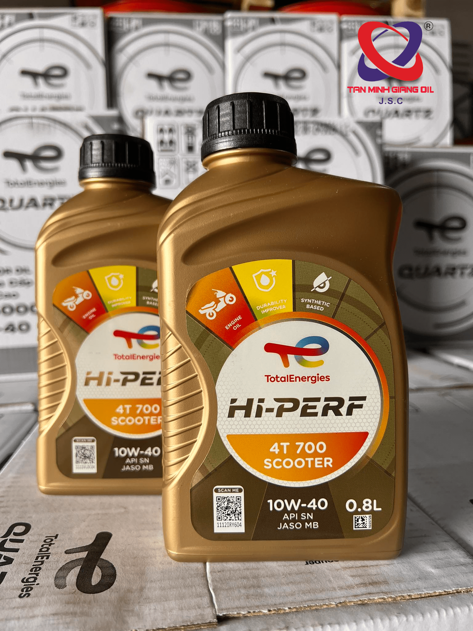 Nhớt xe tay ga cao cấp TOTAL HI PERF 4T 700SC 10W40 800mL Nhớt xe tay ga cao cấp TOTAL HI PERF 4T 700SC 10W40 800mL