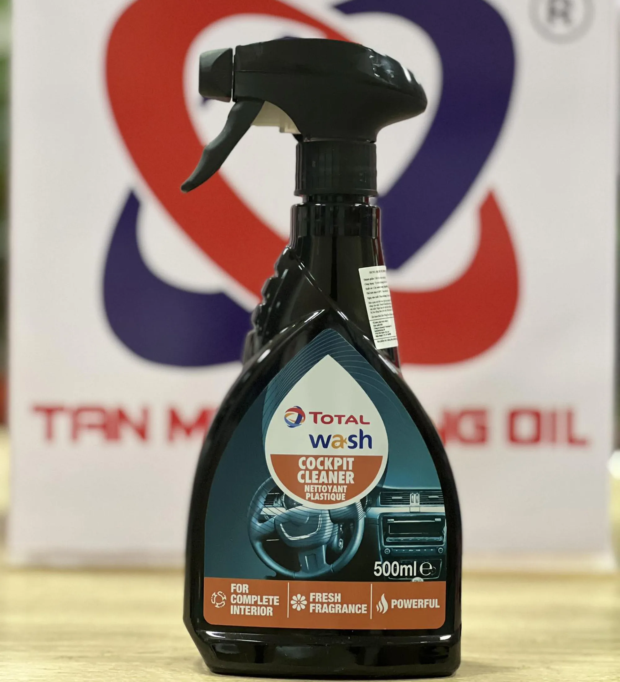Xịt vệ sinh buồng lái TOTAL WASH COCKPIT CLEANER