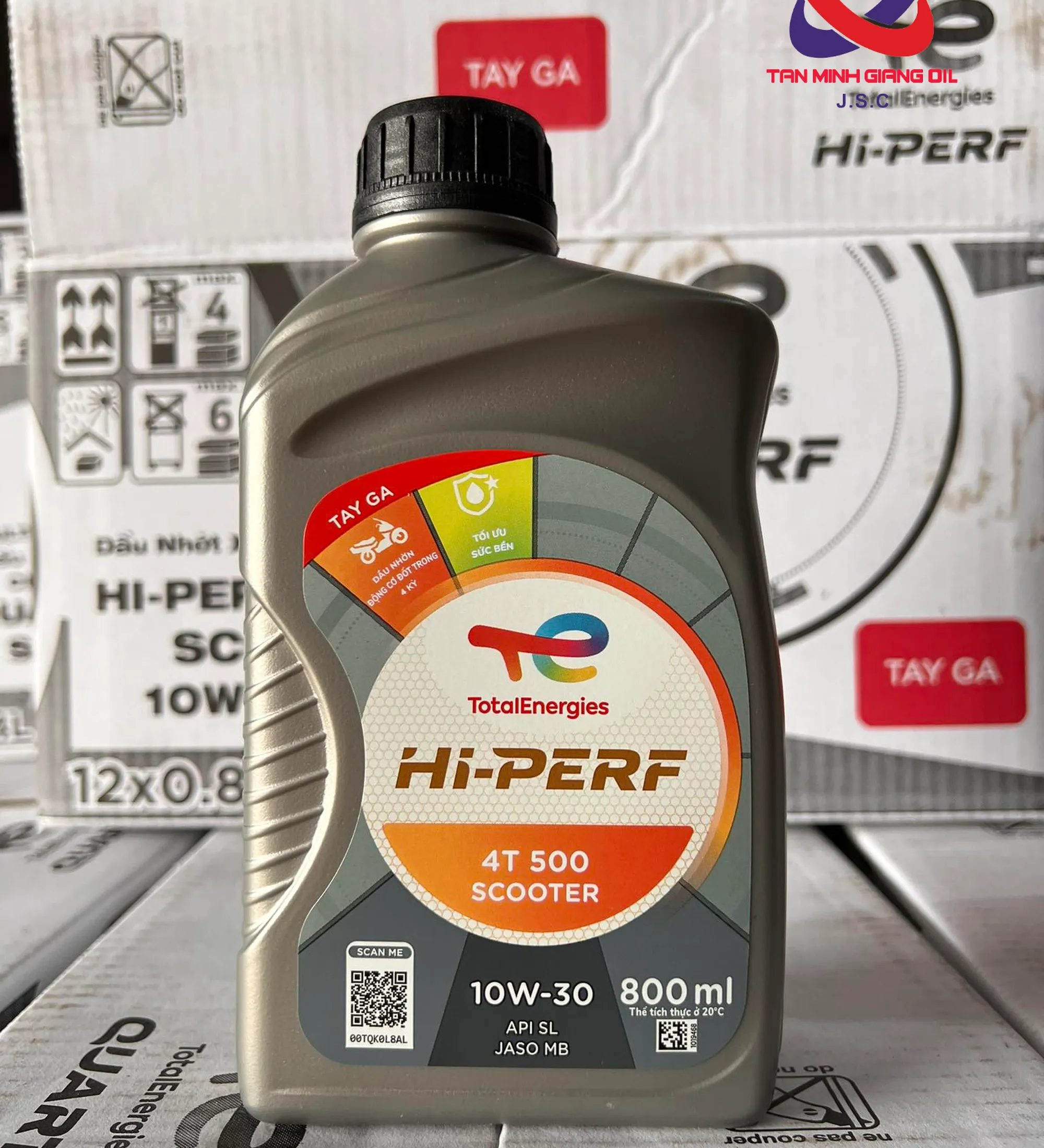 Nhớt xe tay ga TOTAL HI PERF 4T 500 SCOOTER 10W30 800mL