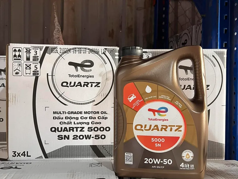 Dầu động cơ ô tô TOTAL QUARTZ 5000 SN 20W50